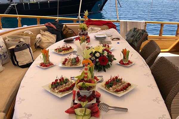 Alquiler Barcos Comida y bebida