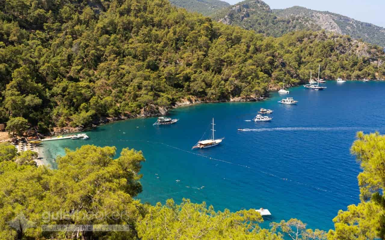 The best aspects of staying on a boat