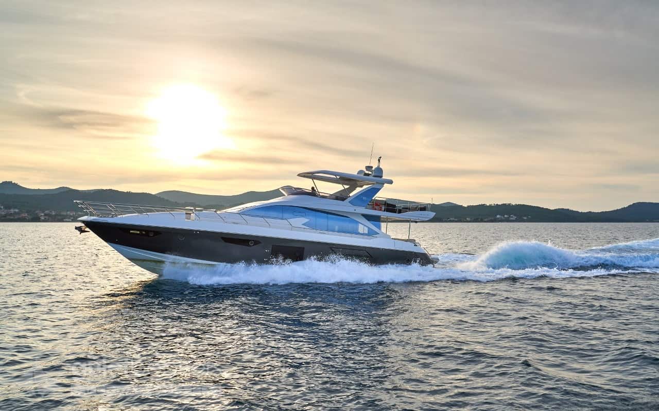 Azimut 72