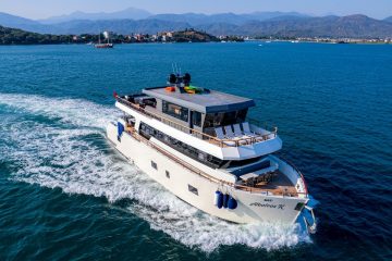 Yate Trawler Albatros Explorer