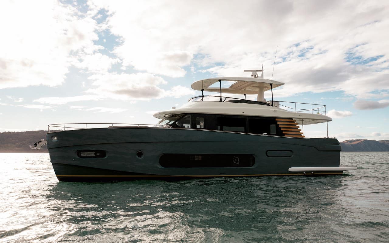 Azimut Magellano 56