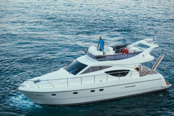 Bateau à Moteur Bluebell