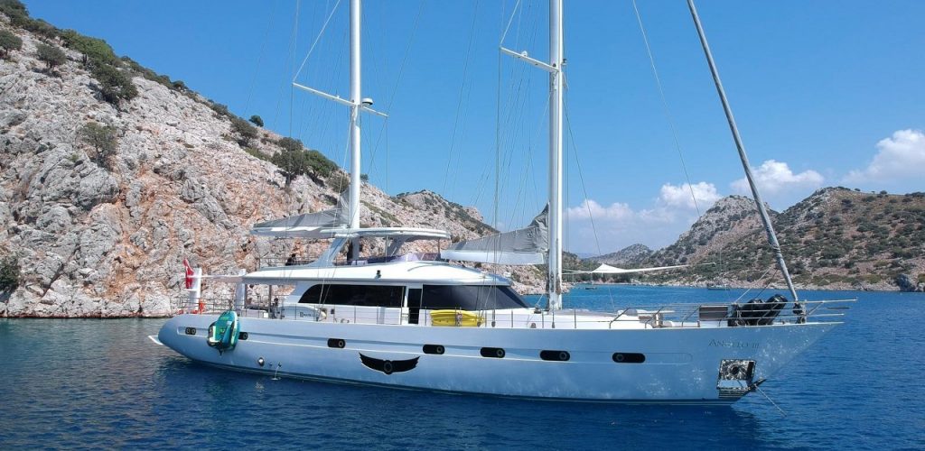 As the gentle Mediterranean breeze welcomes you on deck, you’ll find yourself immediately captivated by the yacht’s stylish design and spacious layout.