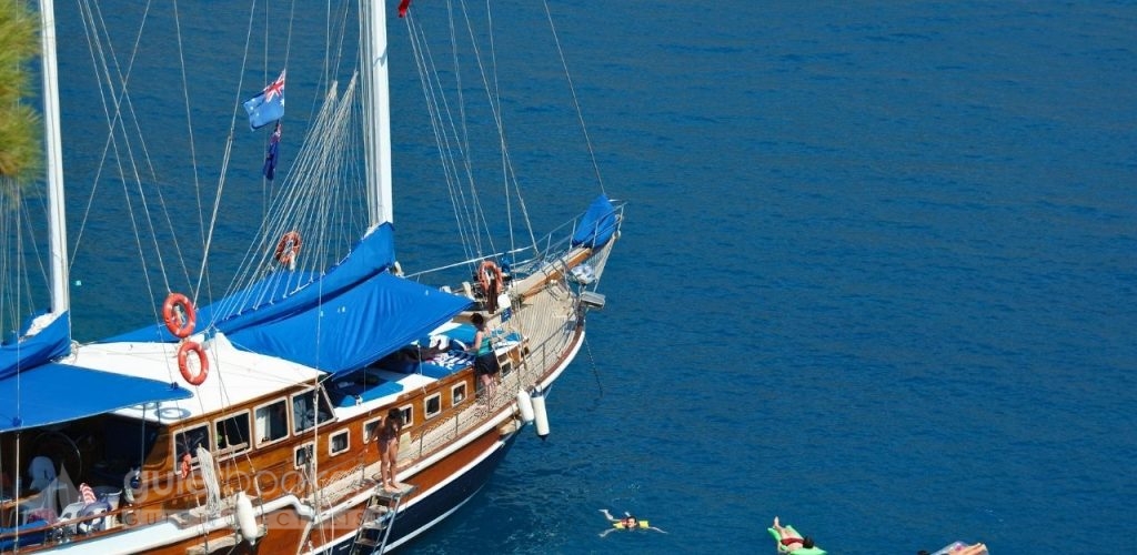 Many yachts now incorporate eco-friendly features, allowing you to explore Turkey's coastal wonders while treading lightly on the environment.